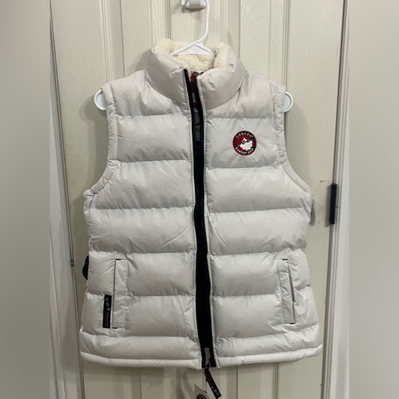 Canada Weather Gear Fleece Lined Collar Puffer Vest - Picture 6 of 8